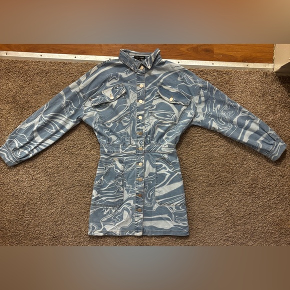 NWT Fashion Nova Dreamy Denim Looks Dress XS Full button down Pockets Brand new - Picture 4 of 16